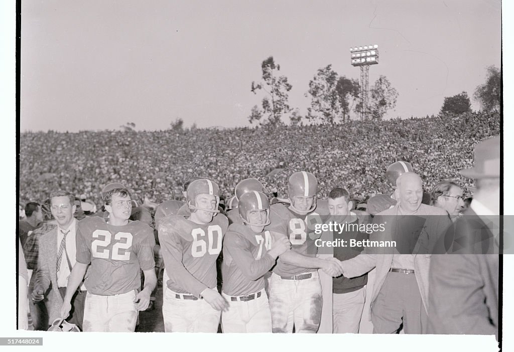 Dave Kaiser Shaking Hands with Ron Rickens