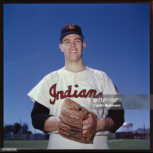 Portrait of Art Houtteman of the Cleveland indians, waist up photograph holding his glove.