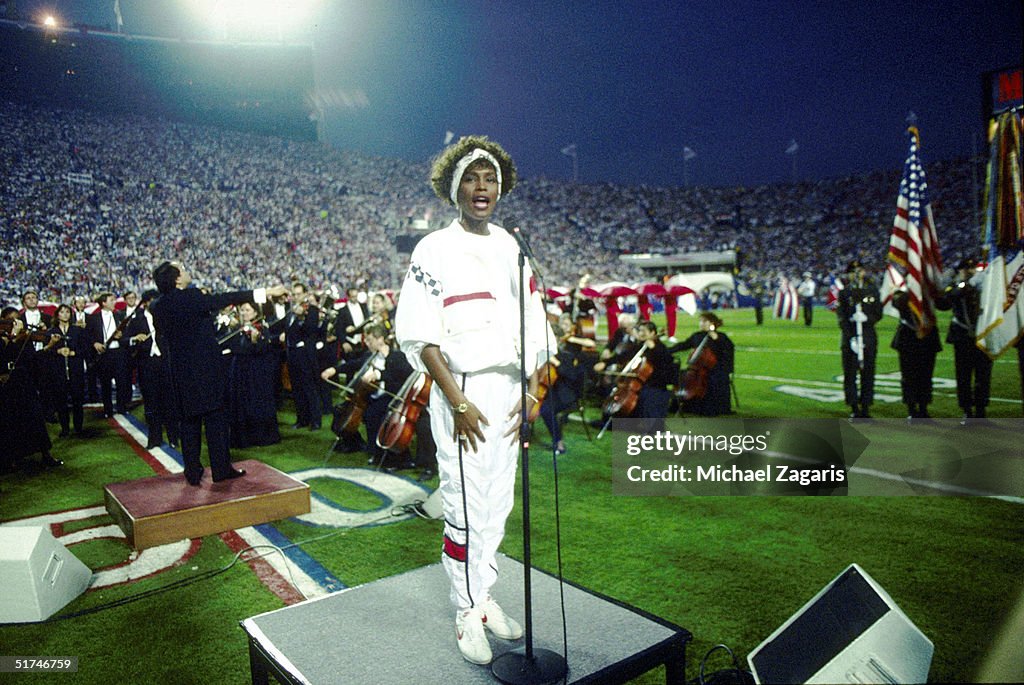 Whitney Houston Sings National Anthem At Super Bowl XXV