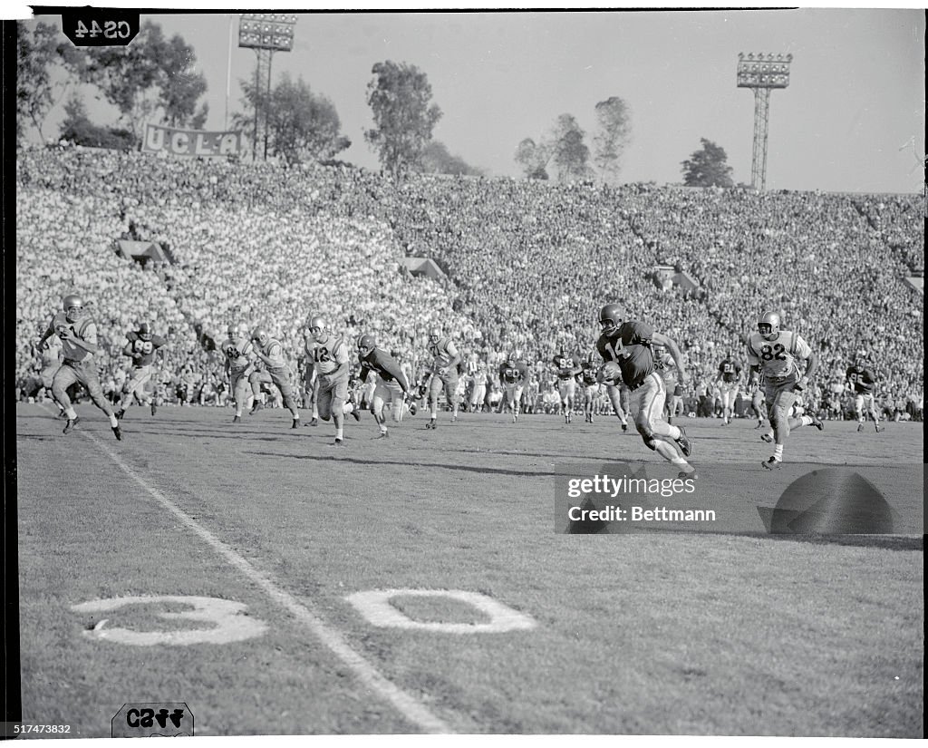 Walt Kowalczyk Running for Thirty Yards