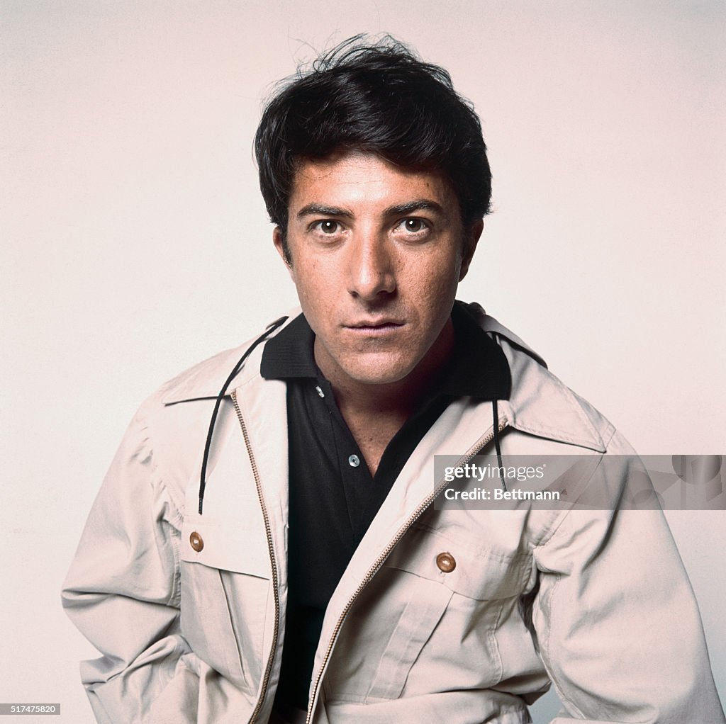 A waist-length shot of actor Dustin Hoffman as he appeared in The