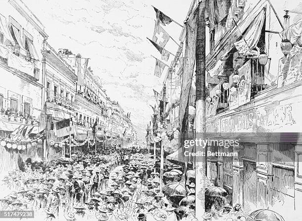 Mexico: The Mexican Independence Day scene in Plateros street, Mexico City.