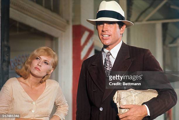 Scenes from the movie Bonnie and Clyde with Warren Beatty and Faye Dunaway. Produced by Warner Brothers Studios.