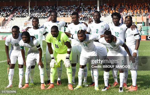 Ivory Coast's players midfielder Max Gradel, forward Gervais Yao Kouassi aka Gervinho, goalkeeper Sylvain Gbohouo, midfielder Serey Die, defender...