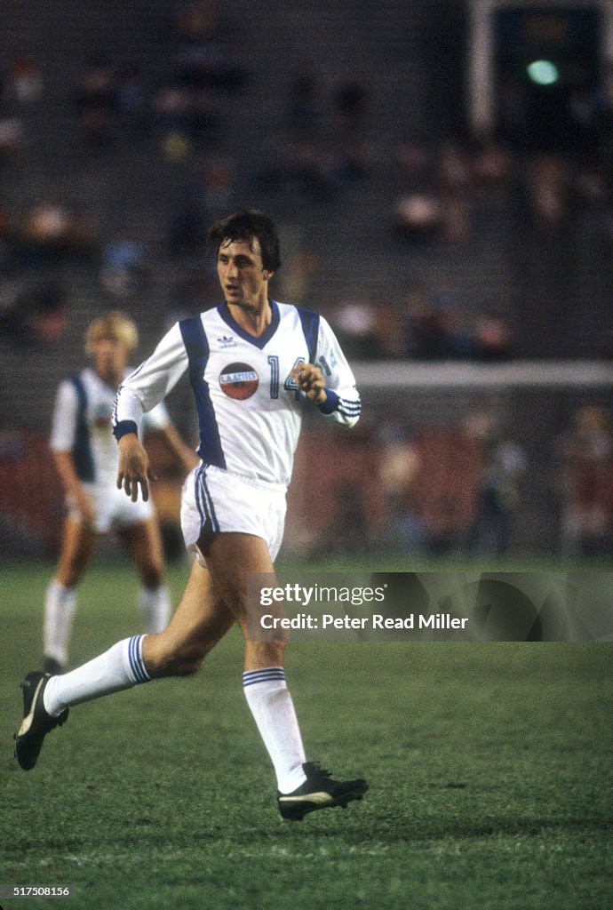 Johan Cruyff, Los Angeles Aztecs vs California Surf