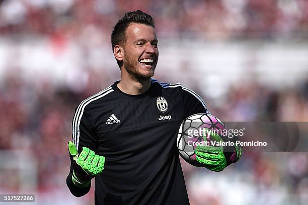 Norberto Murara Neto of Juventus FC looks on prior to the Serie A match between Torino FC and Juventus FC at Stadio Olimpico di Torino on March 20,...