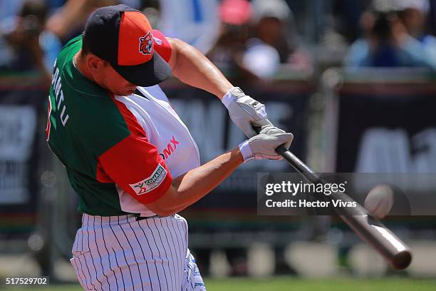 Jorge Cantu bats during the Home Run Derby La Revancha at Zocalo Main Square on March 25, 2016 in Mexico City, Mexico.