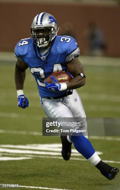 Running back Kevin Jones of the Detroit Lions carries the ball against the Washington Redskins during the game at Ford Field on November 7, 2004 in...