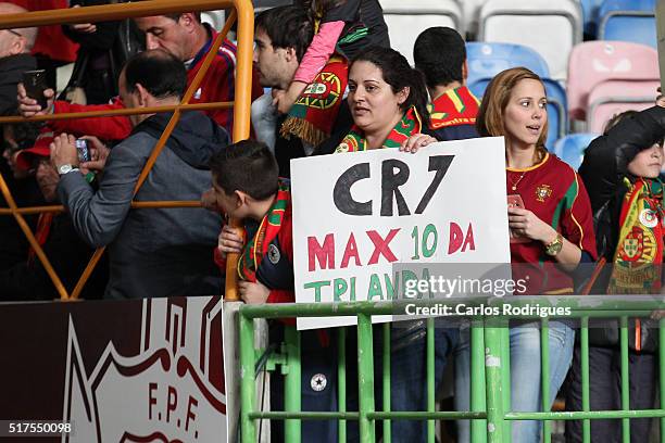 Portuguese supporters during the match between Portugal and Bulgaria Friendly International at Estadio Municipal de Leiria on March 25, 2016 in...