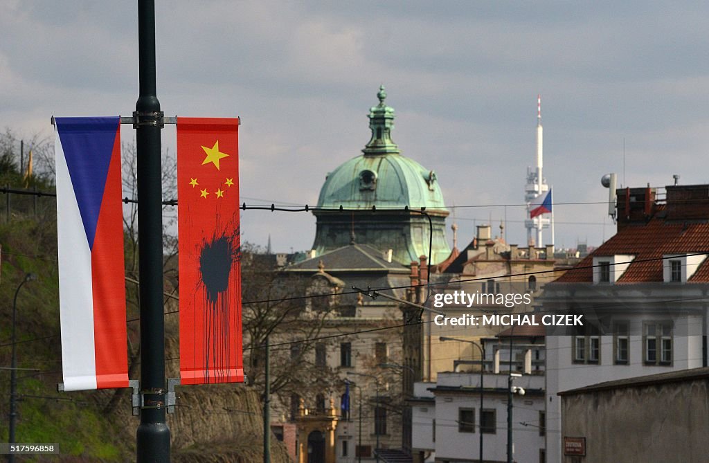 CZECH-CHINA-DIPLOMACY-FLAGS