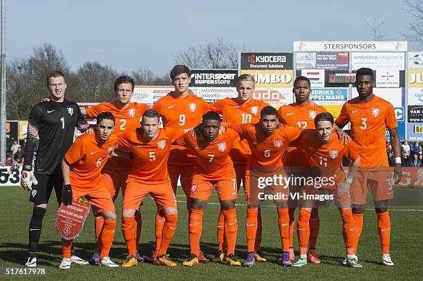Goalkeeper Yanick van Osch of The Netherlands U19, Hidde ter Avest of The Netherlands U19, Sam Lammers of The Netherlands U19, Donny van de Beek of...