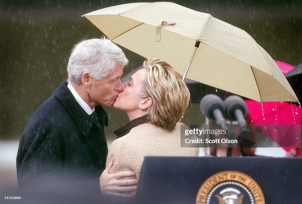 Clinton Presidential Library Opens