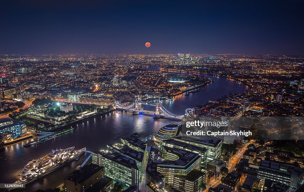 Super Moon in London