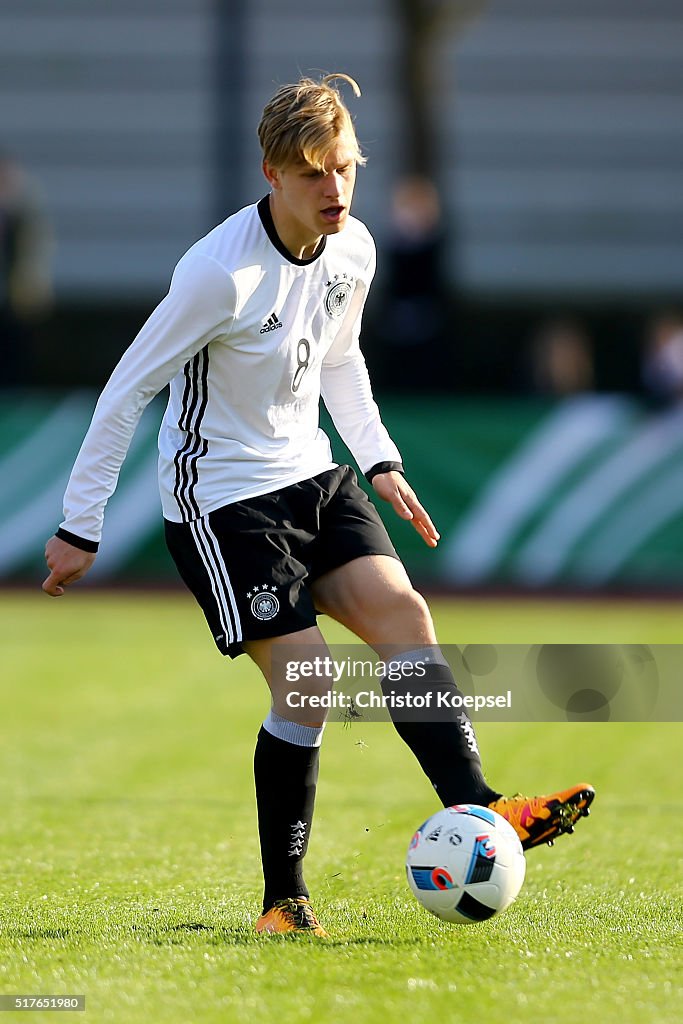 U17 Germany v U17 Bulgaria - U17 Euro Qualifier