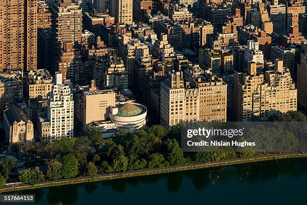 upper east side of manhattan, guggenheim museum - solomon r guggenheim museum stock pictures, royalty-free photos & images