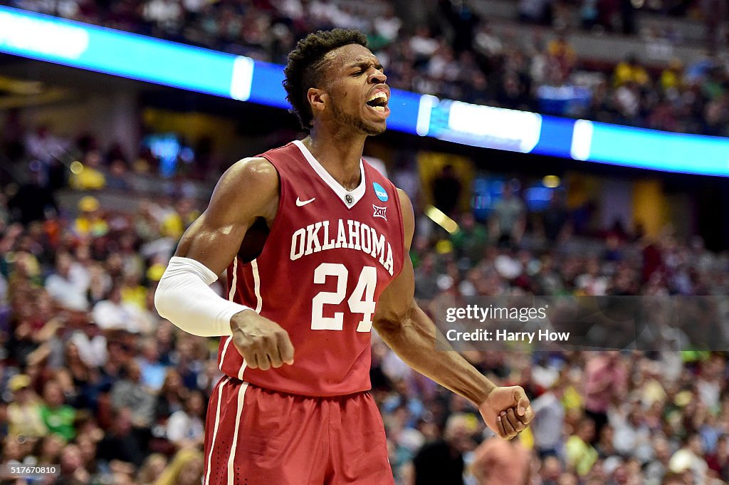 NCAA Basketball Tournament - West Regional - Oklahoma v Oregon