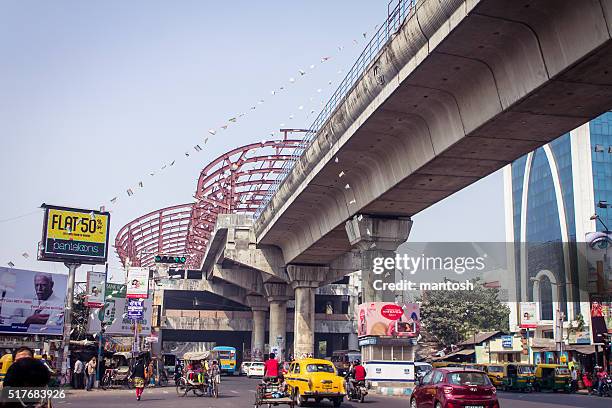 developing kolkata - kolkata bridge stock pictures, royalty-free photos & images