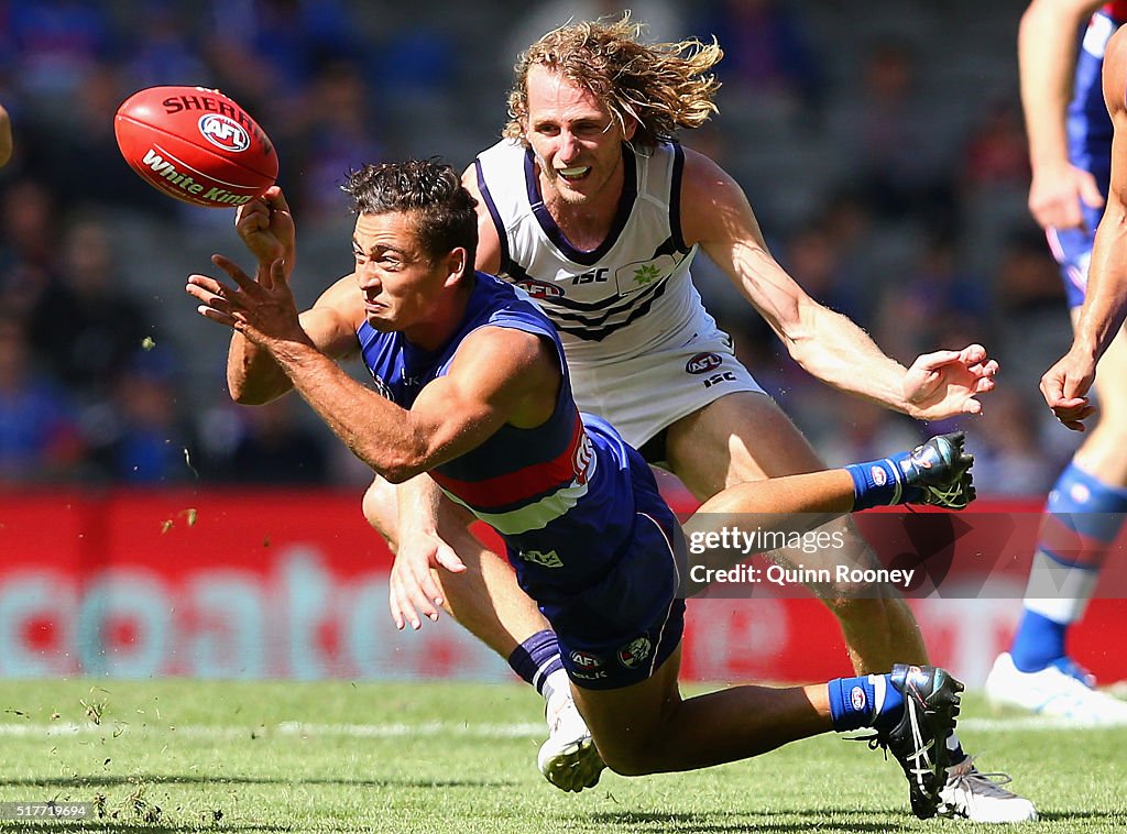 AFL Rd 1 - Western Bulldogs v Fremantle