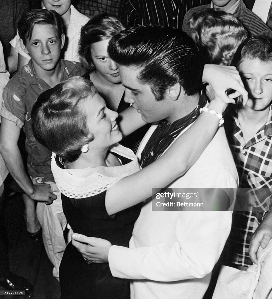 Elvis Presley And Girlfriend Anita Wood
