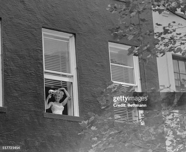 The Seven Year Itch, filming on location on 61st in Manhattan, New York City