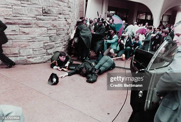 The scene outside the Washington Hilton Hotel during the assasination attempt on President Reagan, March 30, 1981.