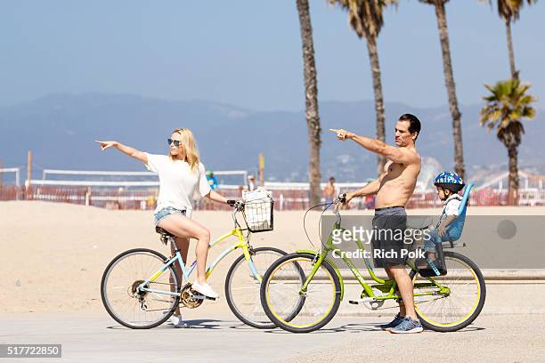 Julie Solomon, actor Johnathon Schaech and their son Camden Quinn Schaech spend the day at the beach on March 26, 2016 in Santa Monica, California.