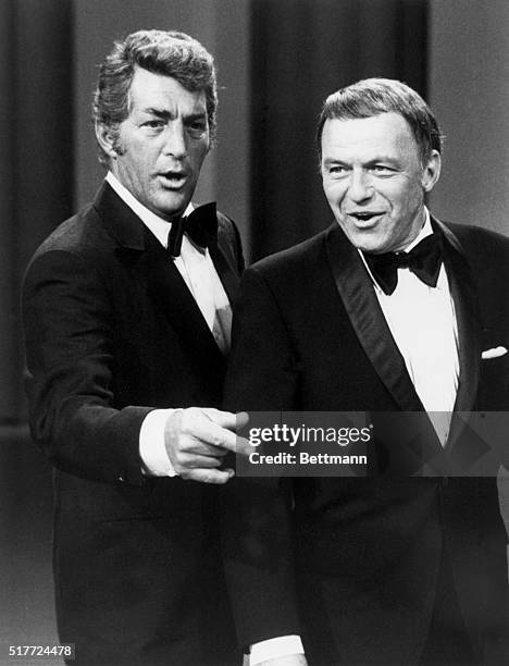 Dean Martin and his special guest Frank Sinatra perform a duet on The Dean Martin Show.