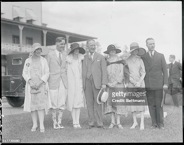 The Smiths Visit the Coolidges. New York: Photo shows left to right: Mrs. Al Smith, Jr., Catherine Smith, Gov. And Mrs. Smith, Mrs. John T. Warner,...