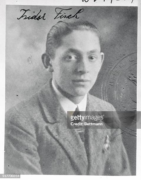 New picture of Isadore Fisch. Another passport photograph of Isadore Fisch, from whom Brune R. Hauptmann says he received the Lindbergh ransom money...