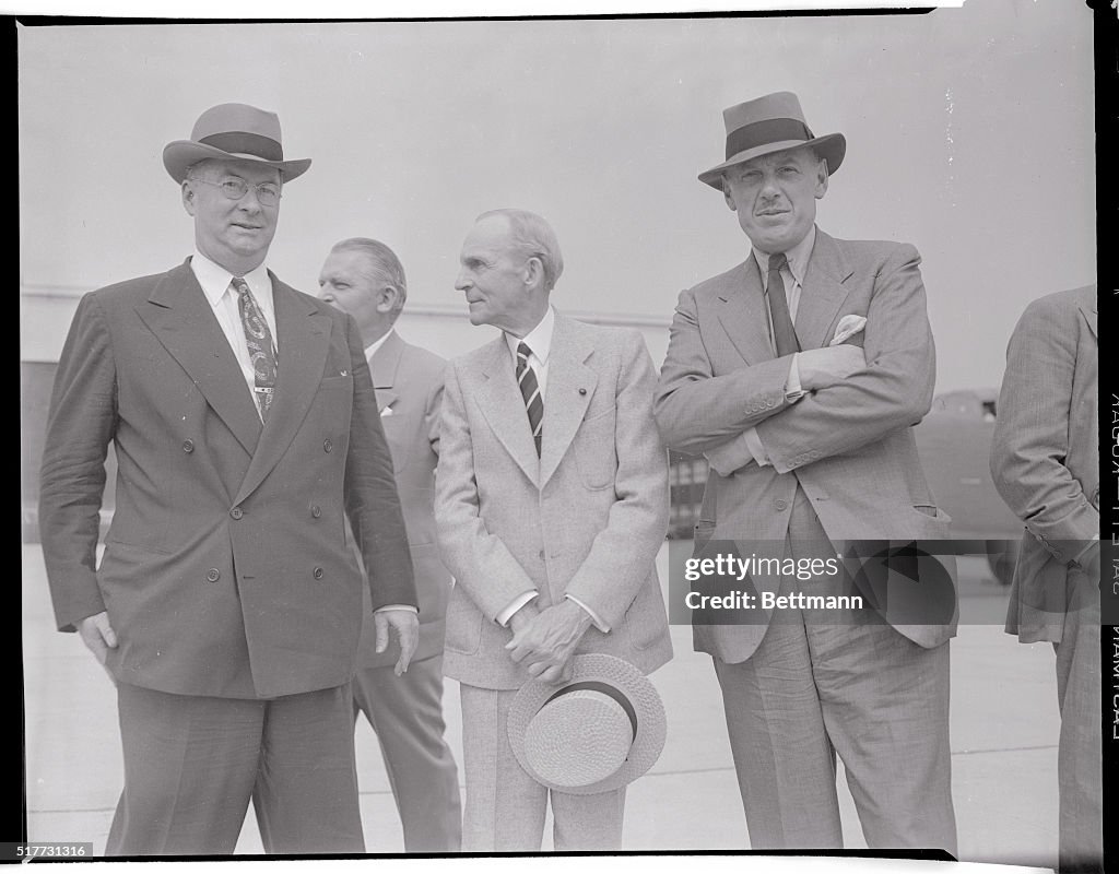 Henry Ford II with British Production Chiefs