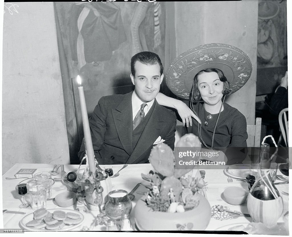 Ramon Novarro and Colleen Moore Smiling