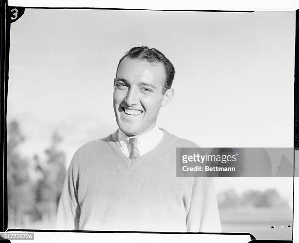 Victor Ghezzi, of Deal, New Jersey, defeated Johnny Revolta of Milwaukee in the All Italian 18 hole play off for the Los Angeles Open Golf...