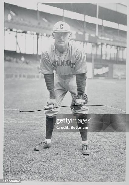 Chick Hafey, l.f. Batting and fielding positions.