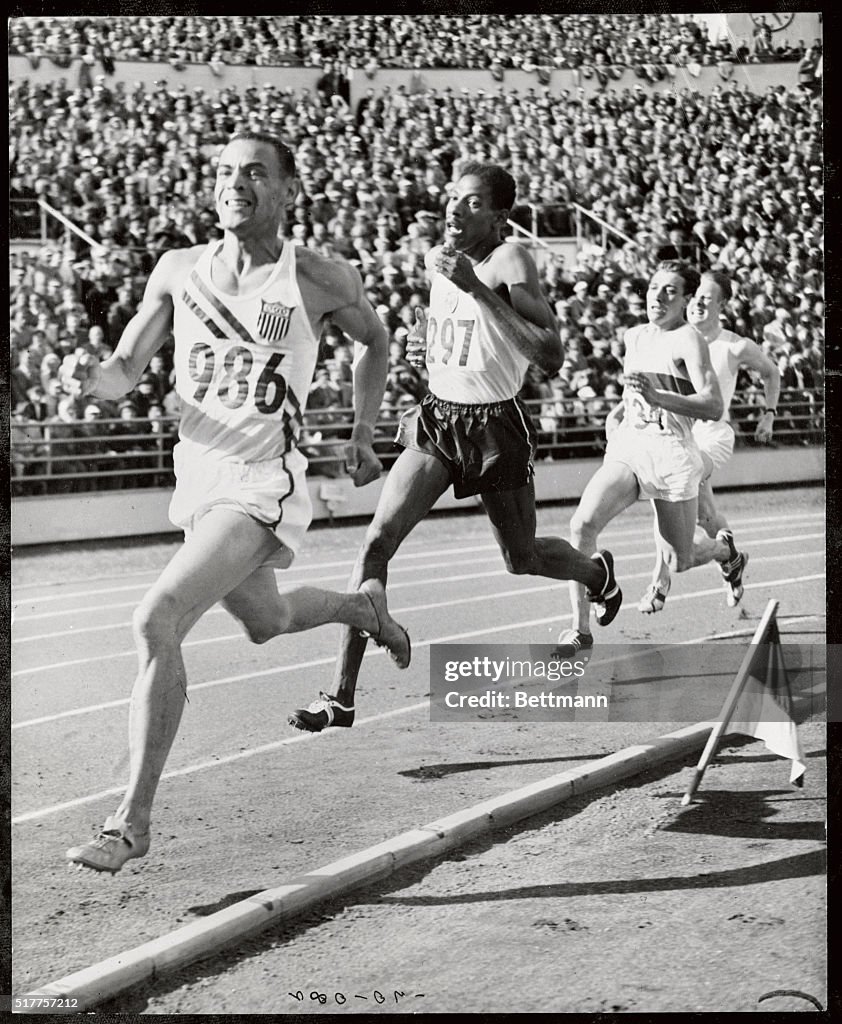 Olympic Runner M.G. Whitefield Leading Race
