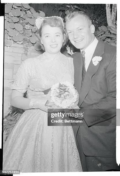 Gravel voiced movie actor Aldo Ray and his actress bride Jeff O'Donnell, are the pictured of blissful bride and groom after their wedding at Orinda,...