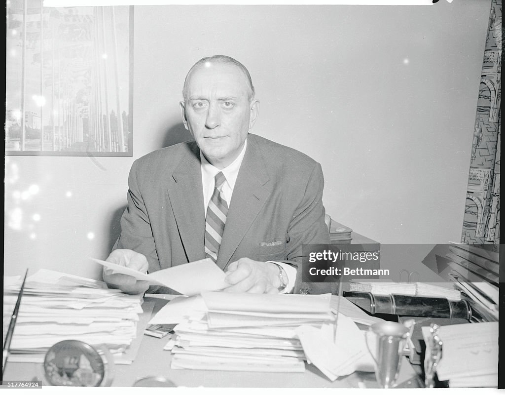 Portrait of Kenneth Wilson