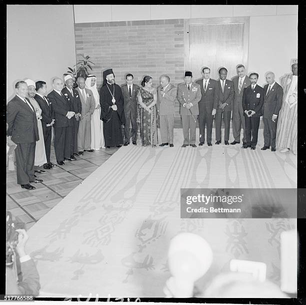 Summit meeting of neutrals. Belgrade, Yugoslavia: The chiefs of the neutral nations meeting here, Sept. 5th, pose for this group photo. Shown are:...