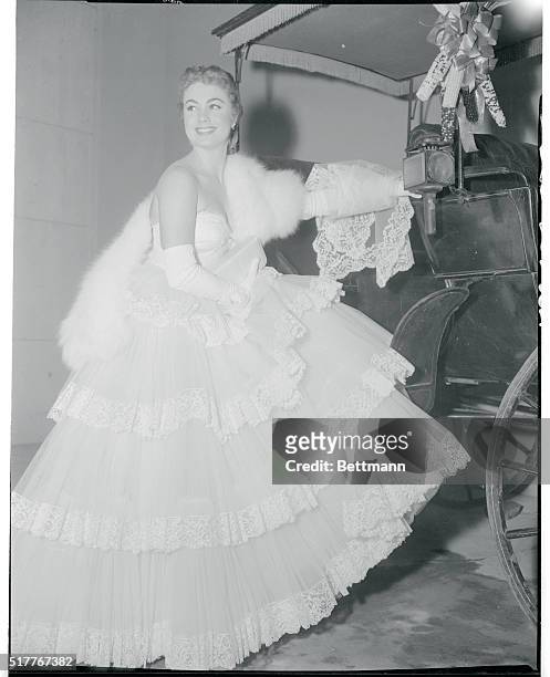 Los Angeles, California: Shirley Jones is shown as a young actress at the premiere of Oklahoma.