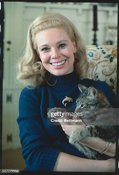 Englewood, New Jersey. Closeups, Actress Betsy Palmer, currently starring in the Broadway show Cactus Flower, at her home.