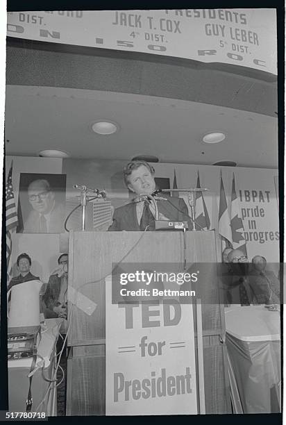 Senator Edward M. Kennedy of Mass., here for a democratic fund raising dinner at the palladium later in the day, addressing the painters Union...