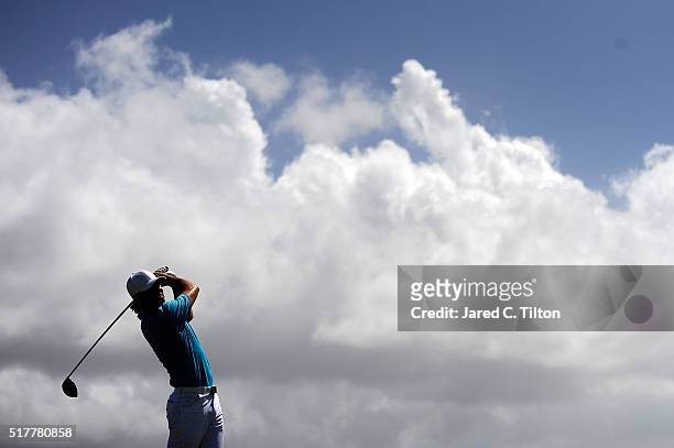 Aaron Baddeley of Australia tees off on the ninth hole during the final round of the Puerto Rico Open at Coco Beach on March 27, 2016 in Rio Grande,...