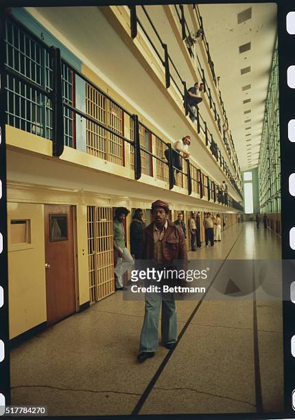Jackson, Mich.: One might call it a homecoming for Detroit Tigers' star center fielder Ron LeFlore as he walks along cell-block one which used to be...