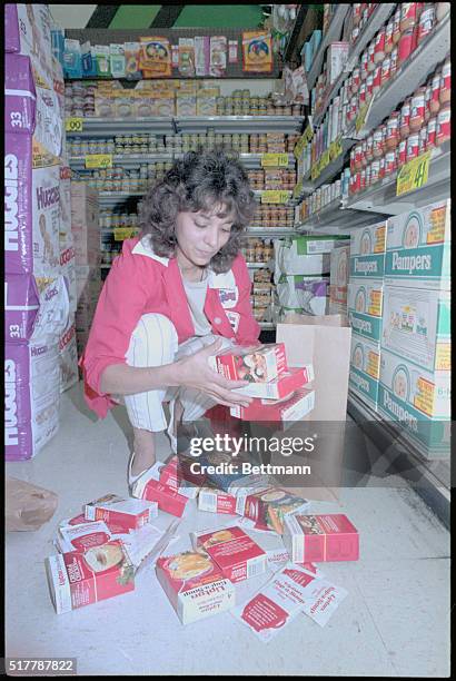 Runnemede Ryaa Runnemede Grocery Store Photos and Premium High Res Pictures - Getty Images