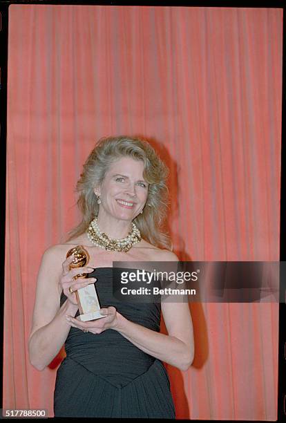 Beverly Hills, Calif.: Actress Candice Bergen poses with her Golden Globe award for best actress in a musical or comedy T.V. Series. Bergen won for...