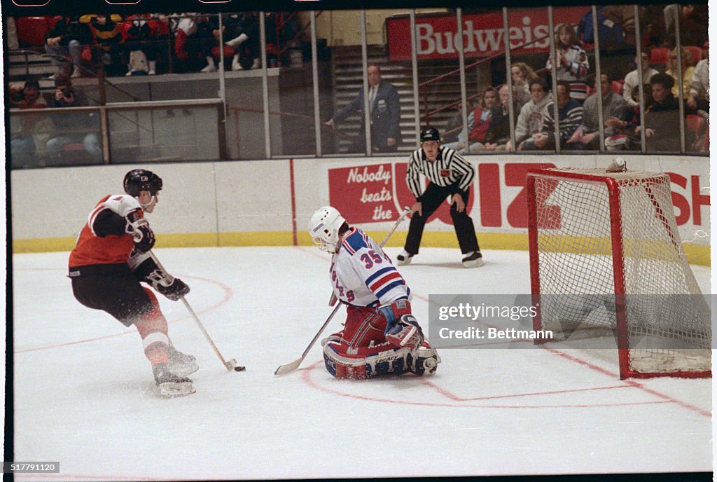 Mike Richter Stopping Penalty Shot