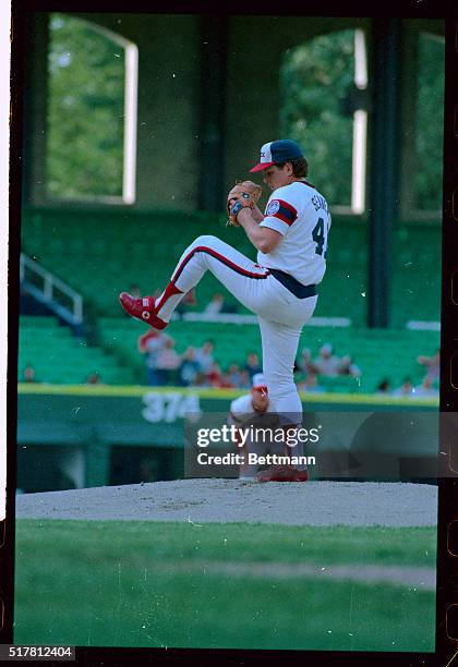 Chicago White Sox pitcher Tom Seaver is shown during game against the Oakland A's.