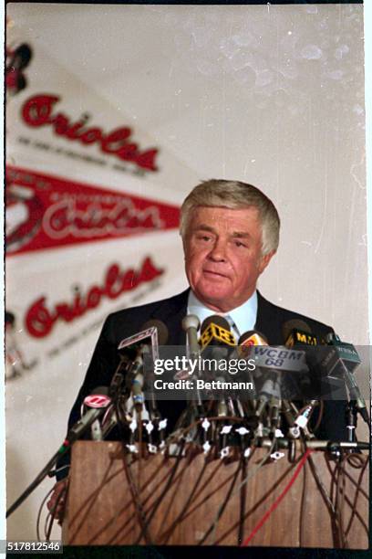 Baltimore Orioles manager Earl Weaver holds a press conference.