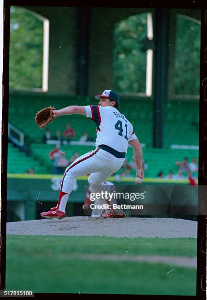 Chicago White Sox pitcher Tom Seaver is shown during game against the Oakland A's.