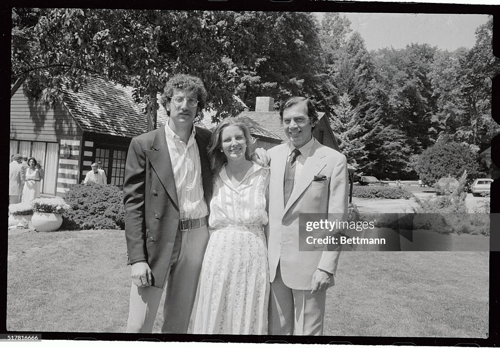 Samuel Bronfman II with his Family After his Wedding