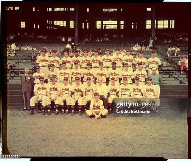 Cleveland Indians team group. UPI color slide.